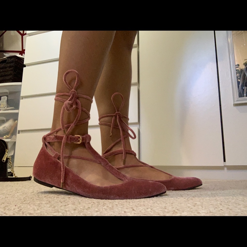 Yoki pink velvet toe flats